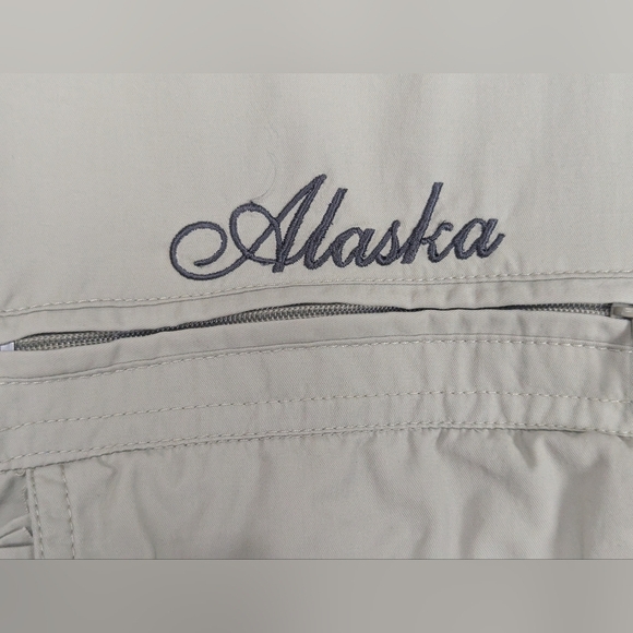 Guide's Choice XL Button Down Shirt Alaska Embroidered Tan - Picture 4 of 11